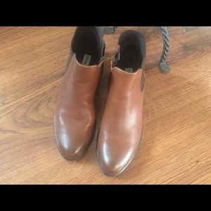 Steve Aden ankle booties